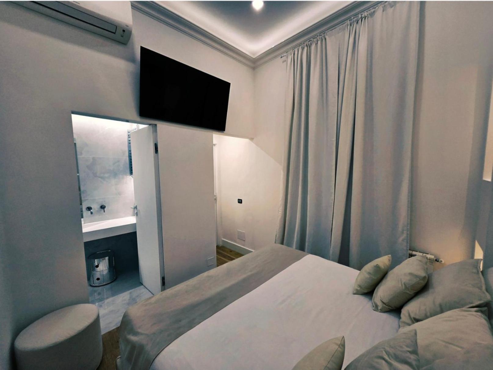 B89 Luxury Gallery House Piazza Di Spagna *